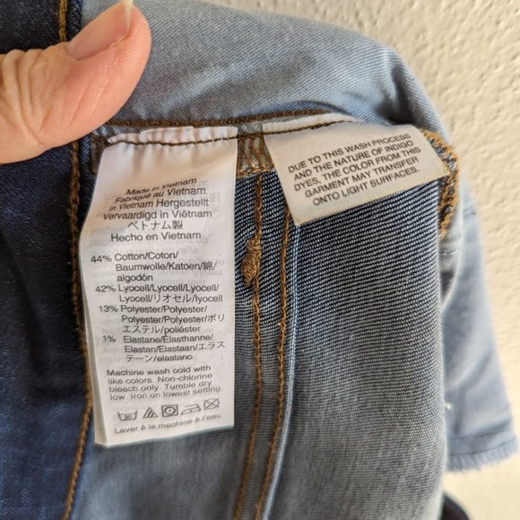 Madewell Curvy High-Rise Skinny Jeans in Moreaux Wash - 31 petite - Picture 6 of 9